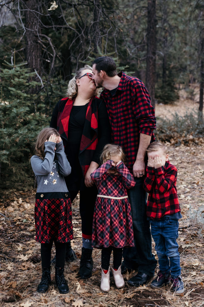 Family Christmas photos in Big Bear Lake